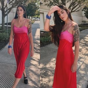 NWT Gianni Bini × DANNIJO Helena Satin Two-Tone Color Block Sleep Dress